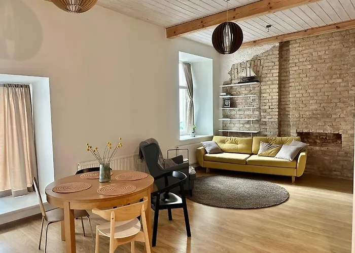 Cozy Studio Apartment Central